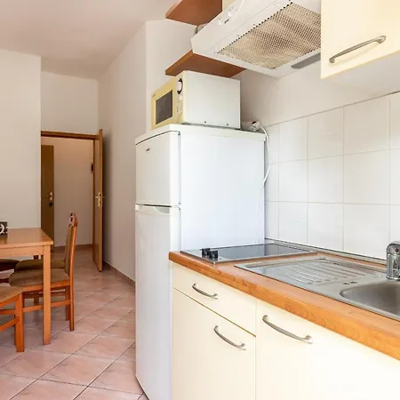 Suzi Apartamento *
